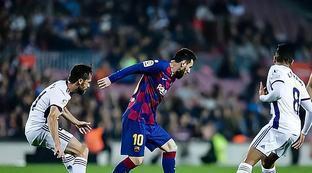 的表现虽亮 的表现虽亮